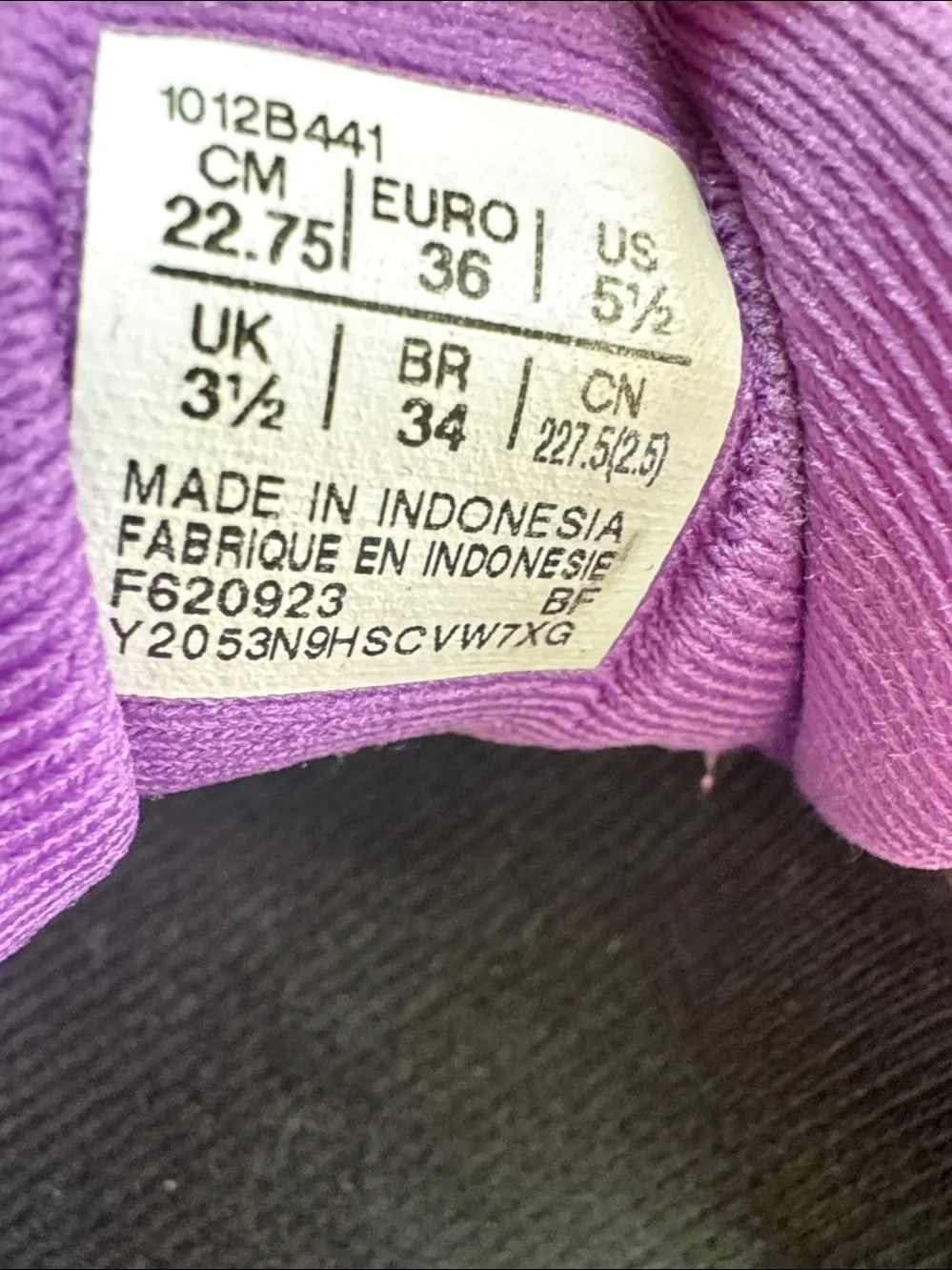 ASICS Women's Gel-Cumulus 25 Running Shoes athletic sneakers